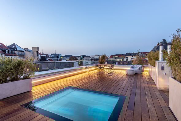 4041-kurz_23Rooftop-Terrasse_20mit_20Panoramablick